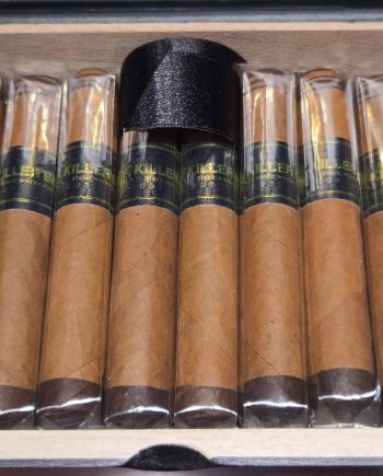 BLK WKS Studio Killer Bee Petite Corona Connecticut Single